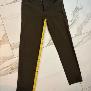 lululemon athletica Men's ABC Classic 34x33